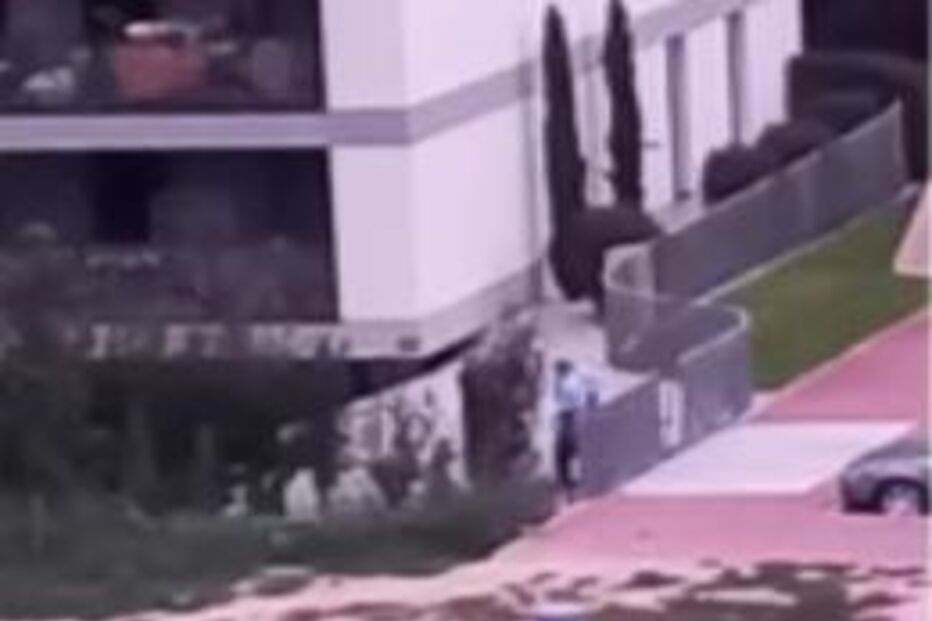 Ladrões roubam mota de 20 mil euros em condomínio de luxo onde vivem jogadores de futebol