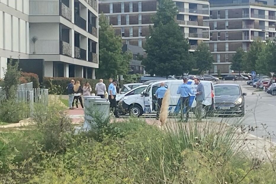 PSP foi chamada ao condomínio de luxo para registar o furto de uma moto