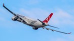 Falsa ameaça de bomba retém avião da Turkish Airlines em Lisboa