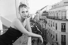 2022-10-03_13_54_35 Matilde-reymão-globos-ouro.jpg