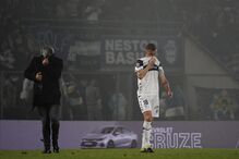 Adepto argentino morre em confrontos durante jogo entre Gimnasia e Boca Juniors