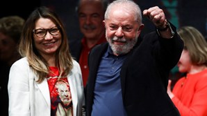 Socialistas saúdam Lula e esperam que os brasileiros rejeitem derivas autoritárias