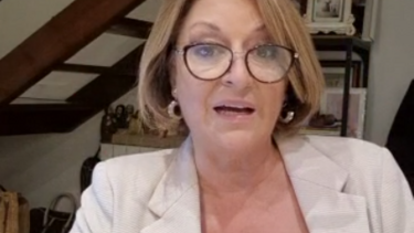 WhatsApp Video 2022-10-13 at 21.40.19.mp4