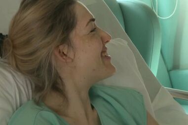 Marta Nogueira: 'Menina-milagre' operada pela 36ª vez