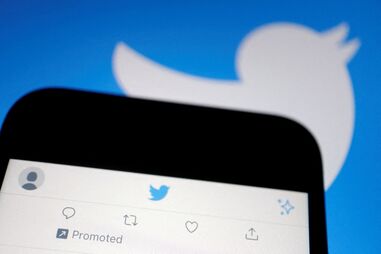 crianças entre os oito e os 17 anos mentem sobre a idade nas redes sociais