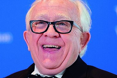  Leslie Jordan 