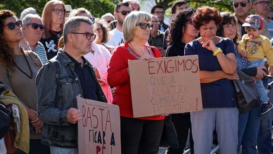 O protesto foi organizado pela Câmara Municipal de Setúbal, que acredita em melhorias para breve