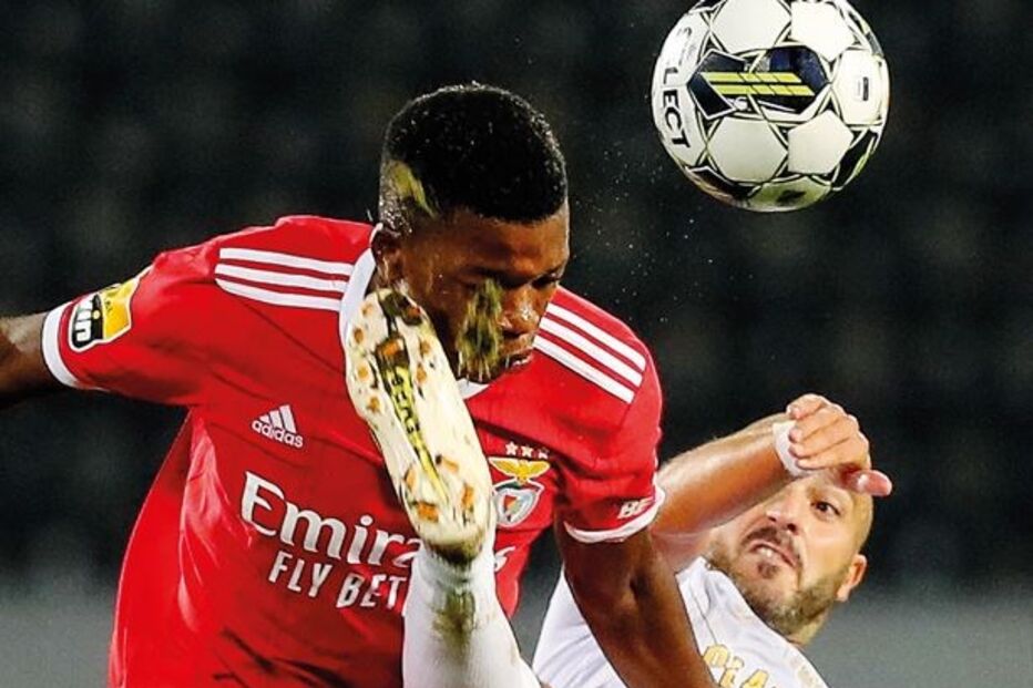 Vitória de Guimarães, Benfica