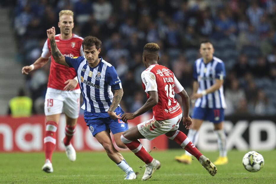 /fotosgeral/Fotos/2-44921570 (15487520) (Milenium)