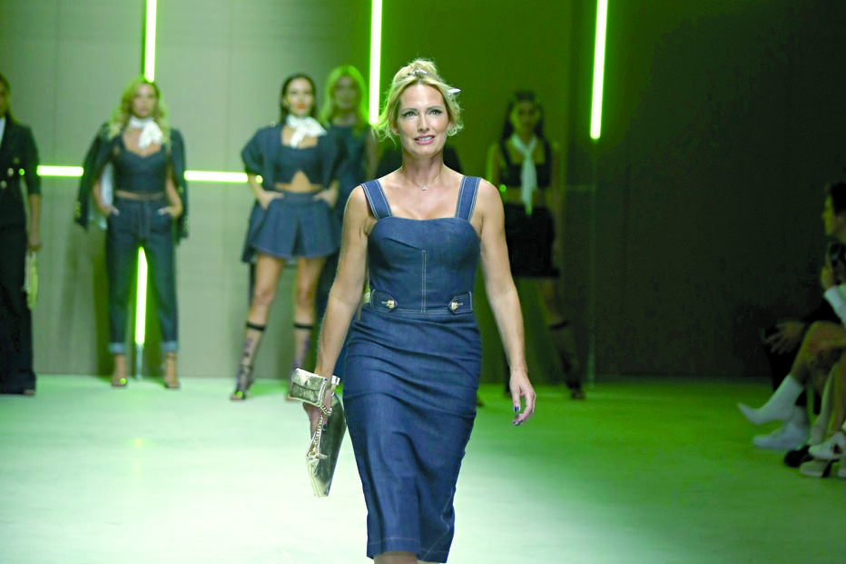 Desfile, Fernanda Serrano, Mikaela Lupu, Oceana Basílio, Marta Faial, Cláudia Semedo, Liliana Campos, Carol Curry ,Astrid,  Luís Buchinho