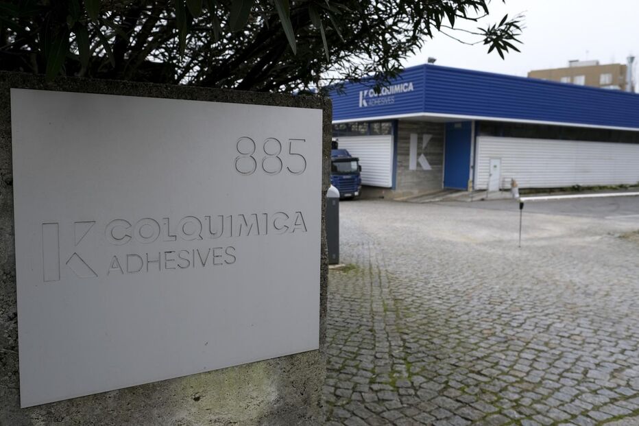 Colquimica Adhesives