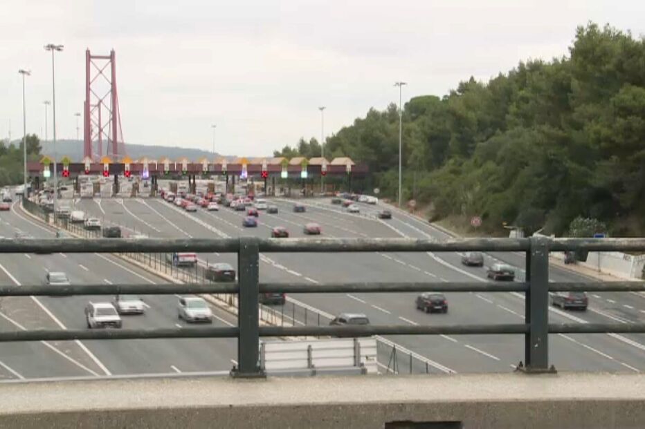Governo tenciona continuar a reduzir portagens em 2023 