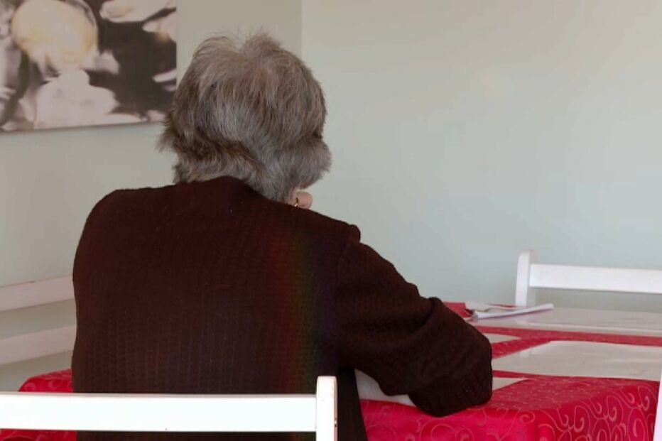 Mãe e filha julgadas por deixar na miséria tia idosa e fragilizada