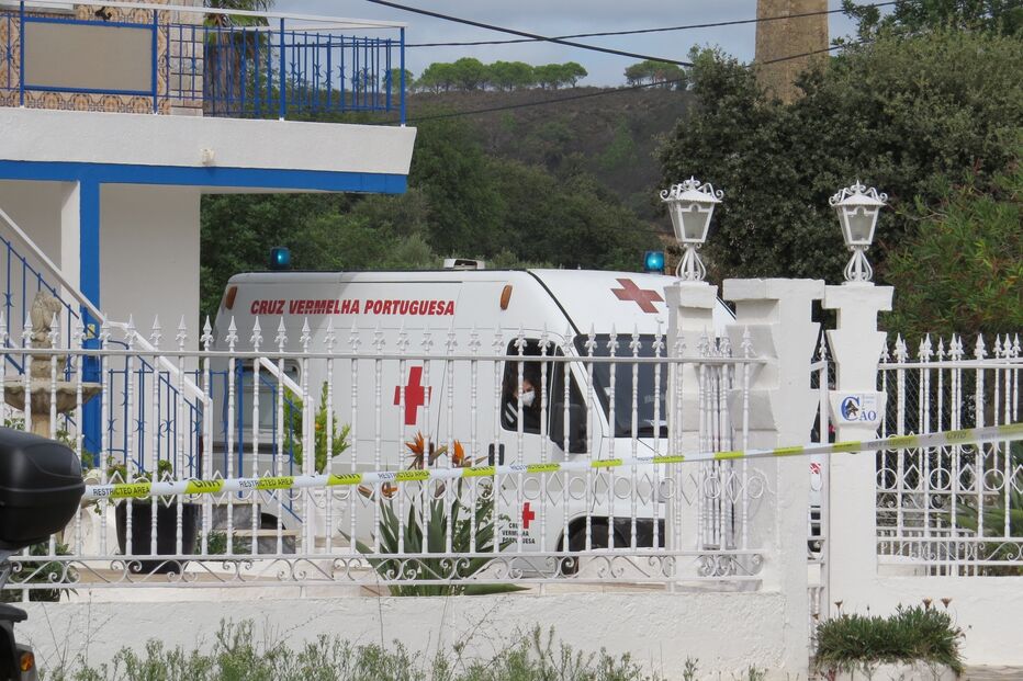 Algarve, casal, morte, autópsias, São Brás de Alportel