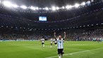 Messi iguala dois registos históricos de Maradona