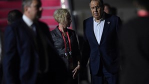 Moscovo nega que Lavrov tenha sido levado para o hospital à chegada à cimeira do G20