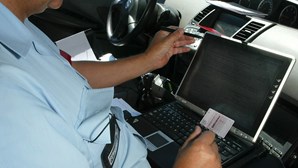 Alterações à lei levam milhares de condutores a ter carta caducada