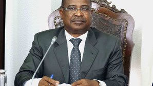 Ex-presidente do parlamento são-tomense diz que assalto ao quartel foi "montagem" para o acusar 