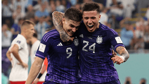 Argentina bate Polónia e garante primeiro lugar no Grupo C do Mundial