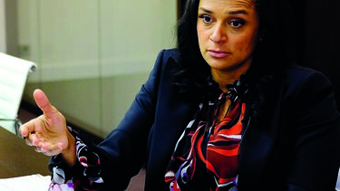 Tribunal deixa cair três dos 11 crimes de que era acusada Isabel dos Santos