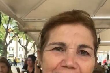 "Muita força e muita saúde": Dolores Aveiro surpreende madeirense com cancro 