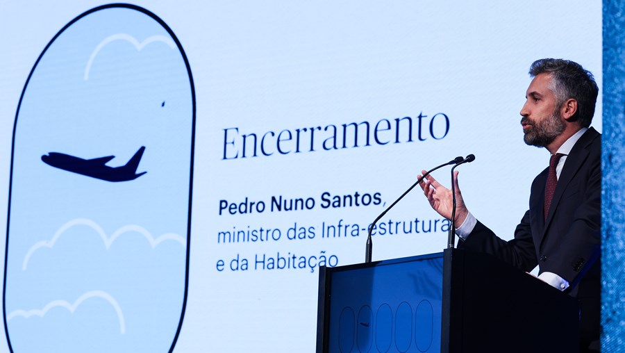 Pedro Nuno Santos na conferência ‘Novo aeroporto: tempo de decidir’
