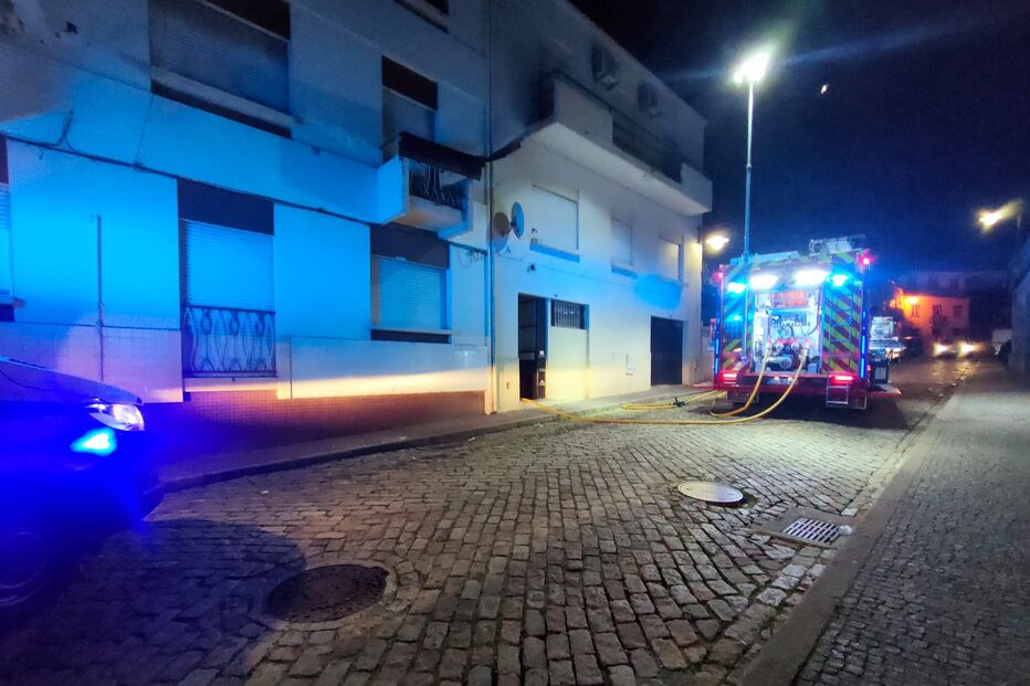 Incêndio numa habitação em Mirandela