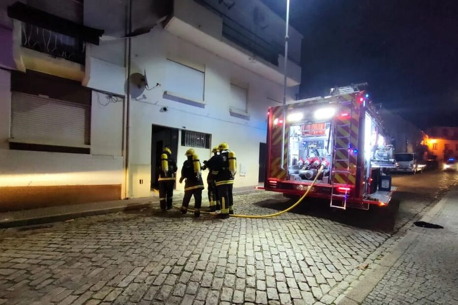Incêndio numa habitação em Mirandela
