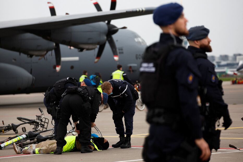 Manifestação Aeroporto Schiphol