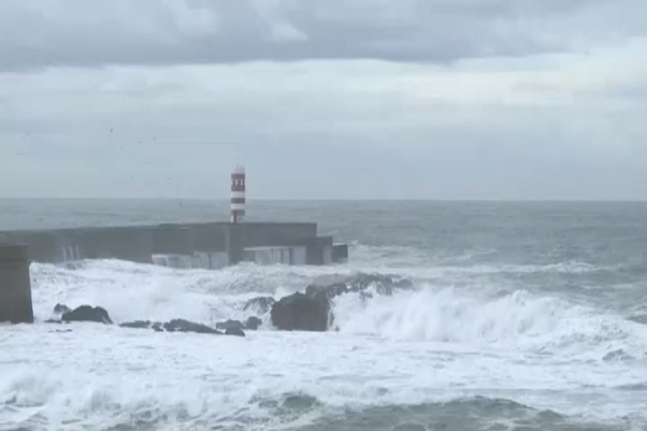 agitação marítima