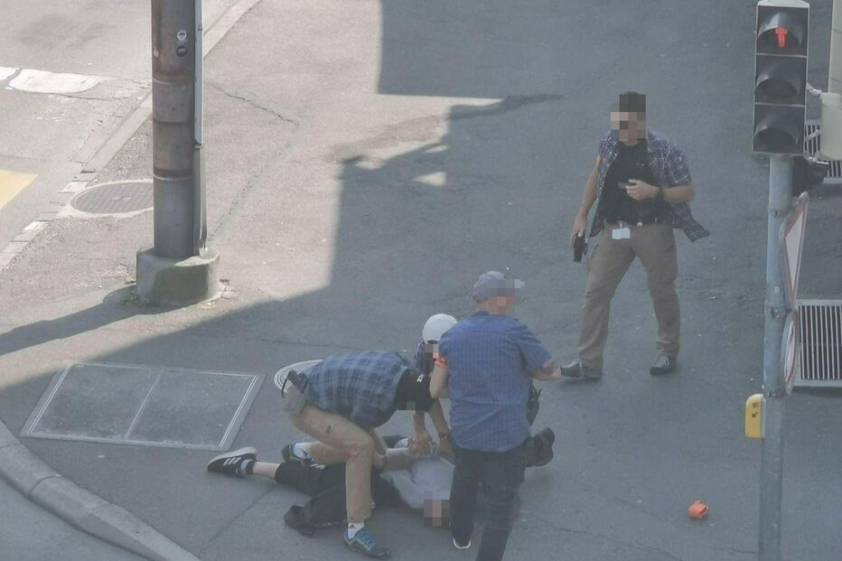 Momento em que homicida foi detido pelas autoridades