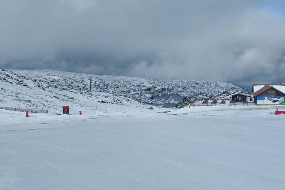 Serra da estrela coberta de neve
