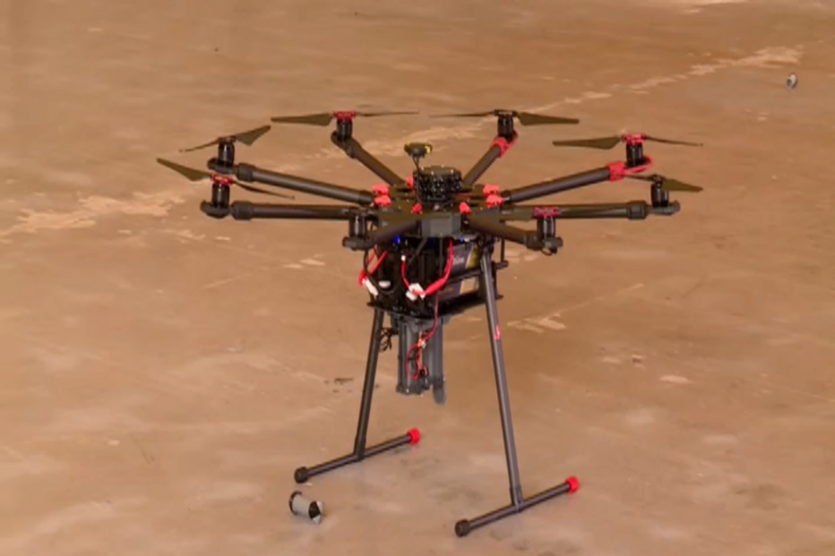 Drones de combate desenvolvidos em Portugal vão carregar entre duas a oito granadas