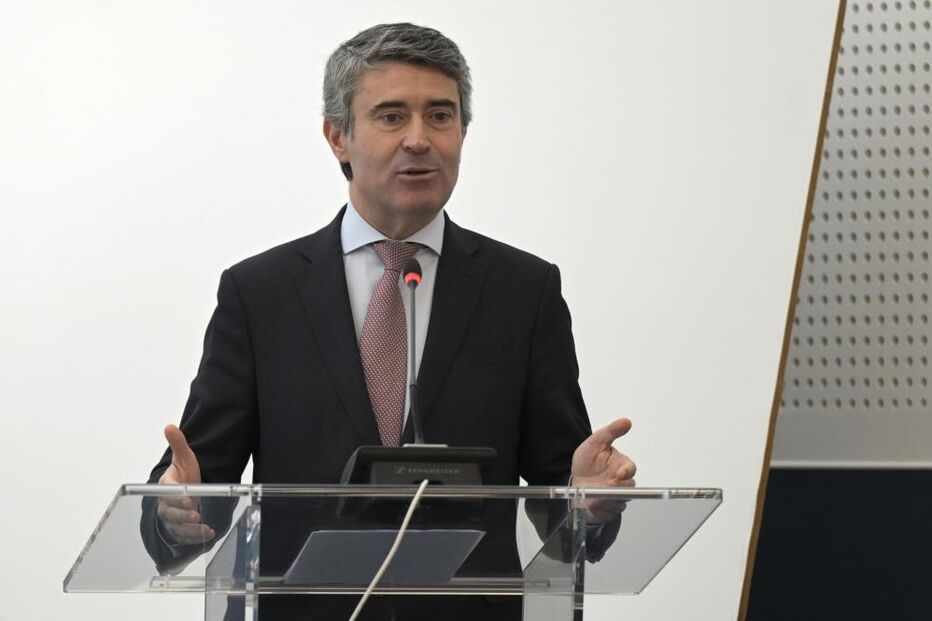  José Luís Carneiro