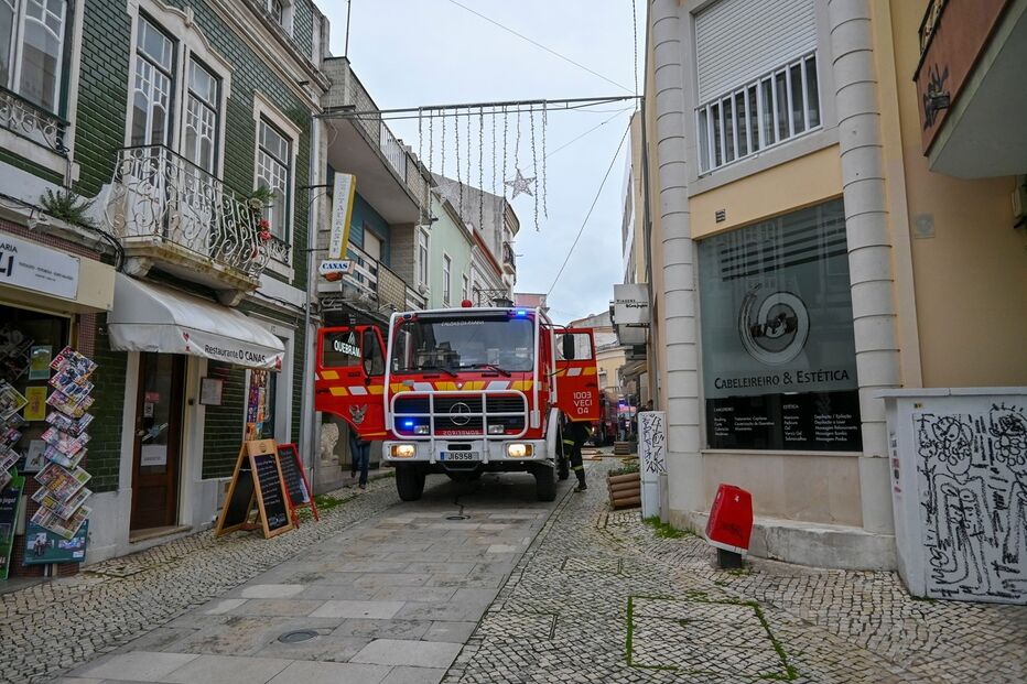 bombeiros, fogo, Caldas da Rainha