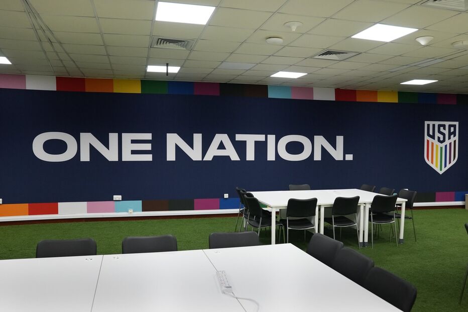 Seleção dos Estados Unidos associa-se à comunidade LGBTQI+