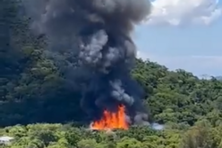 Incêndio cidade cenográfica