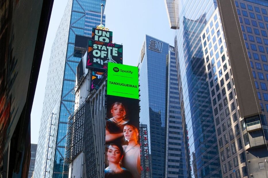  Paisagens portuguesas “invadem” Times Square de Nova Iorque