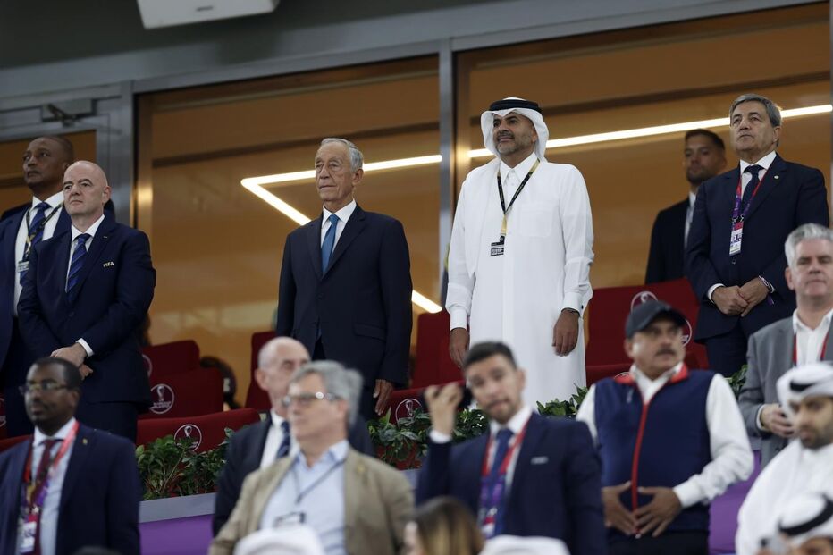 Marcelo Rebelo de Sousa assiste ao jogo da seleção na tribuna