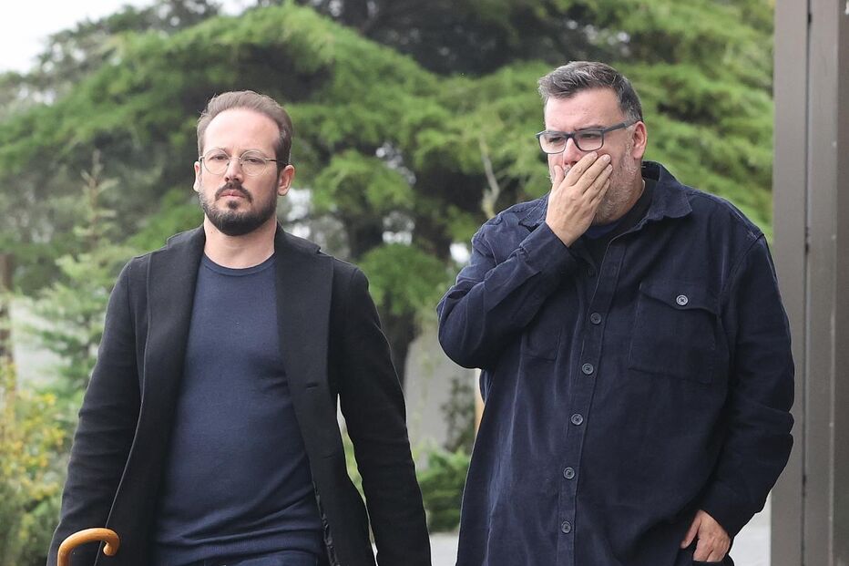 Familiares e amigos no funeral do DJ Eddie Ferrer