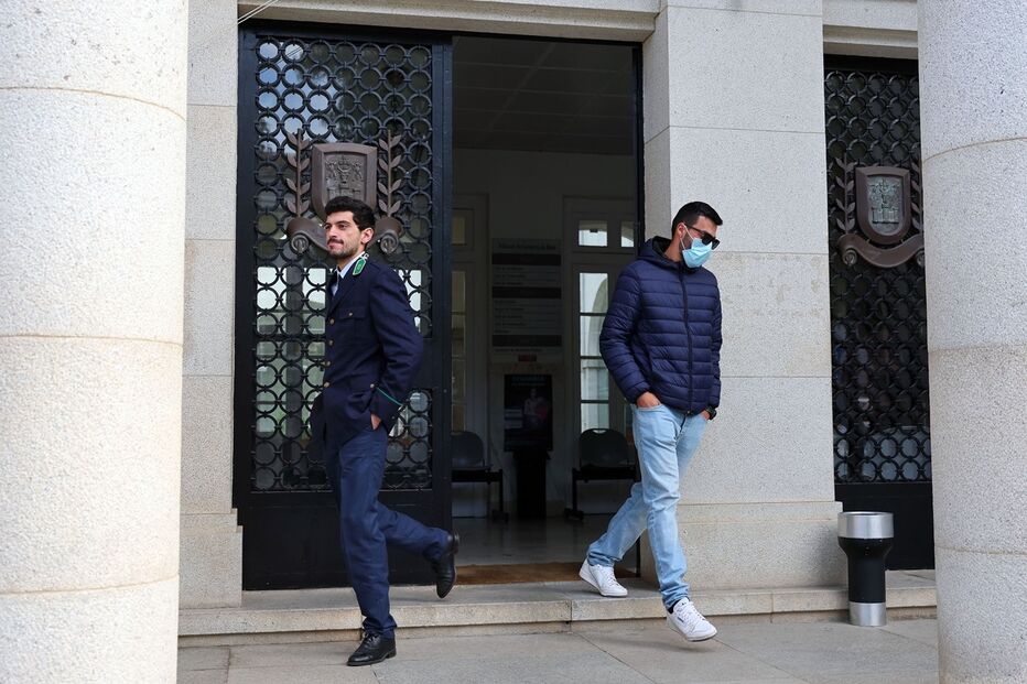 “Foi tudo uma brincadeira parva”: GNR arguido refere-se aos vídeos da agressão a imigrantes em Odemira