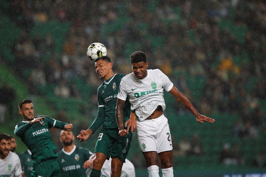 Sporting goleia Farense por 6-0 em estreia na Taça da Liga