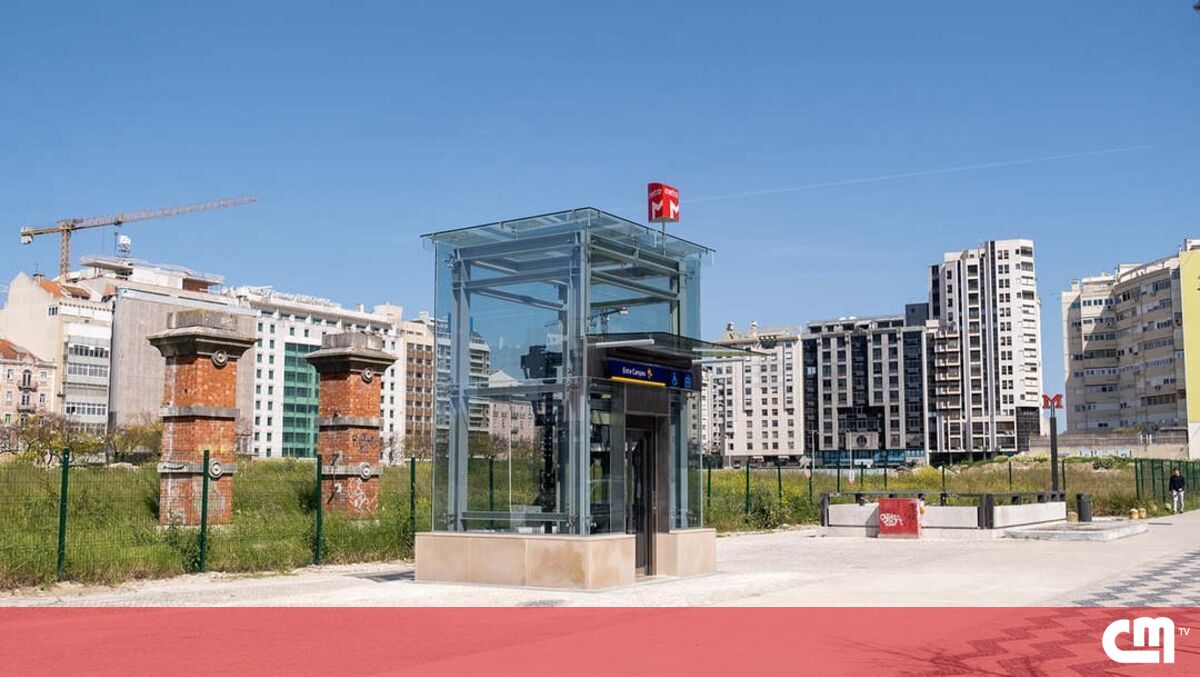 Abatimento de piso fecha acesso a estação do metro de Entrecampos na