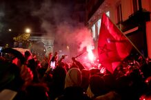 Confrontos entre polícia e adeptos em França 