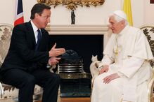 Papa Bento XVI e o antigo primeiro-ministro britânico David Cameron