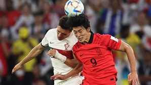 Portugal perde por 2-1 com Coreia do Sul, mas assegura primeiro lugar do grupo H