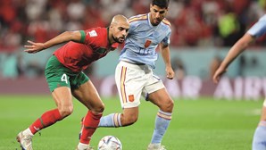 “Até levei uma injeção para jogar”: Amrabat está condicionado e em dúvida para jogo com Portugal