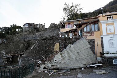 Deslizamento de terras na ilha de Ischia, no sábado