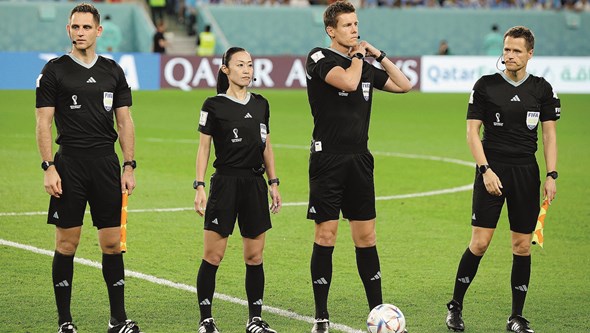 FIFA duplica prémios dos árbitros nos oitavos de final do Mundial