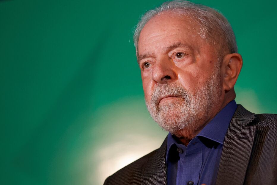 Lula anuncia os primeiros ministros do governo